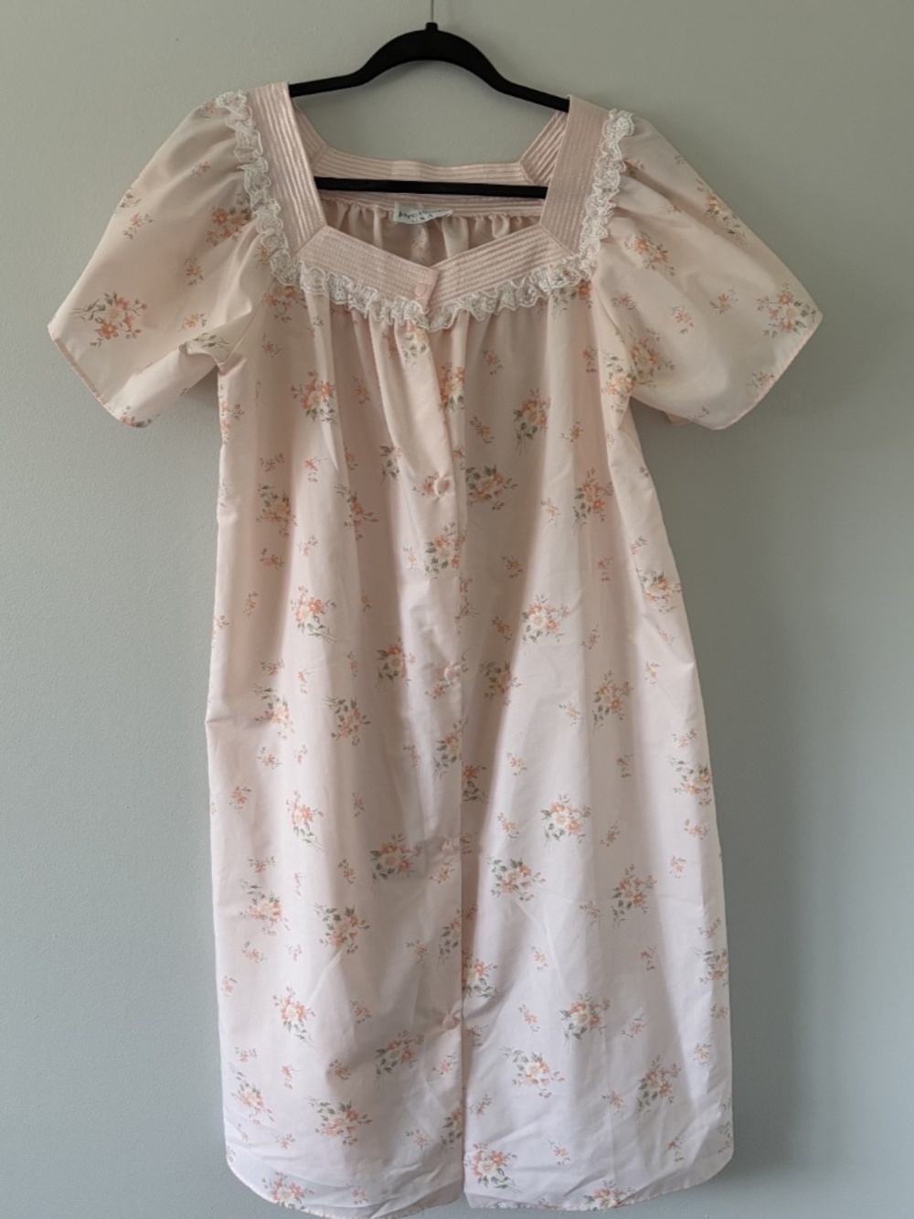 Vintage Previews USA Women's Med Pink Peach Floral Nightgown Dressing Gown